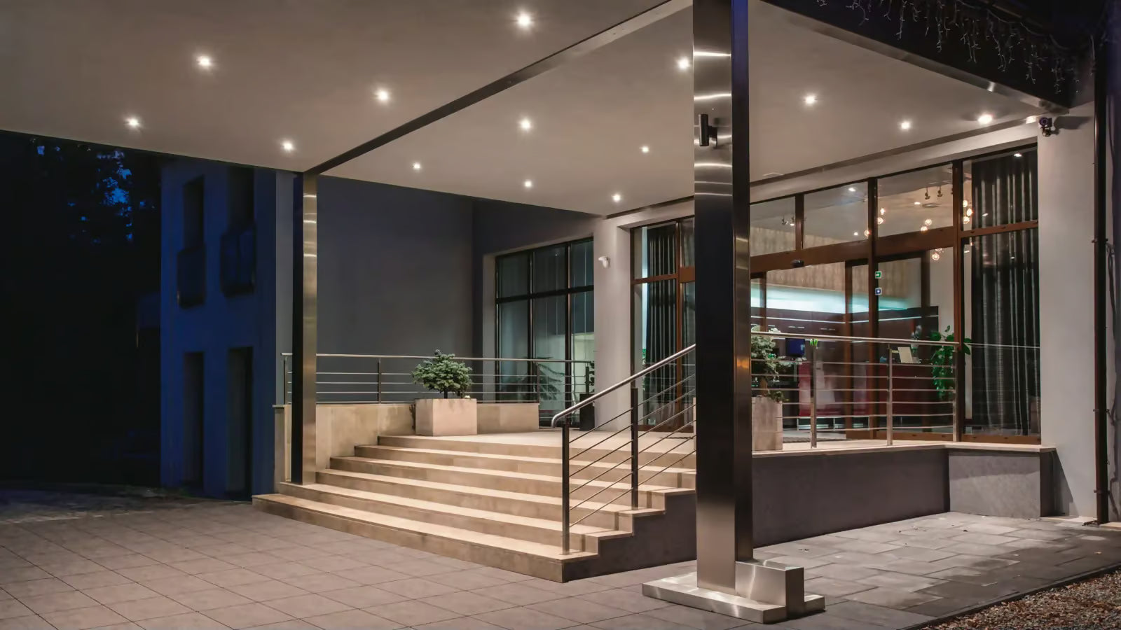 Great performers for industry and business. 100% surveillance over up to 500 m².