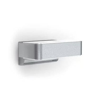 L 810