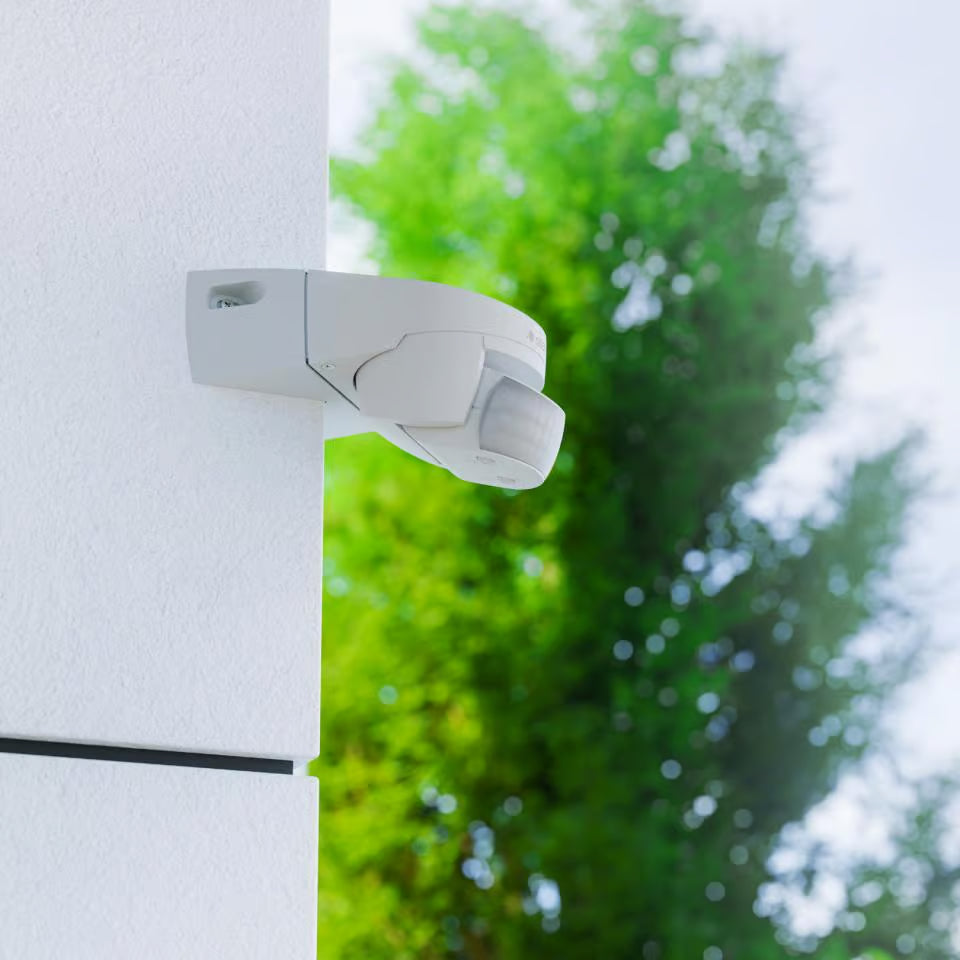 Corner wall mount 07