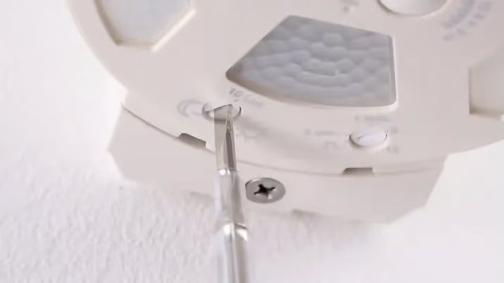 The king of motion detectors. Reference class all round.