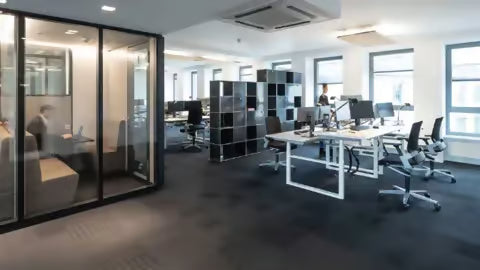 Smart workspace for meeting rooms